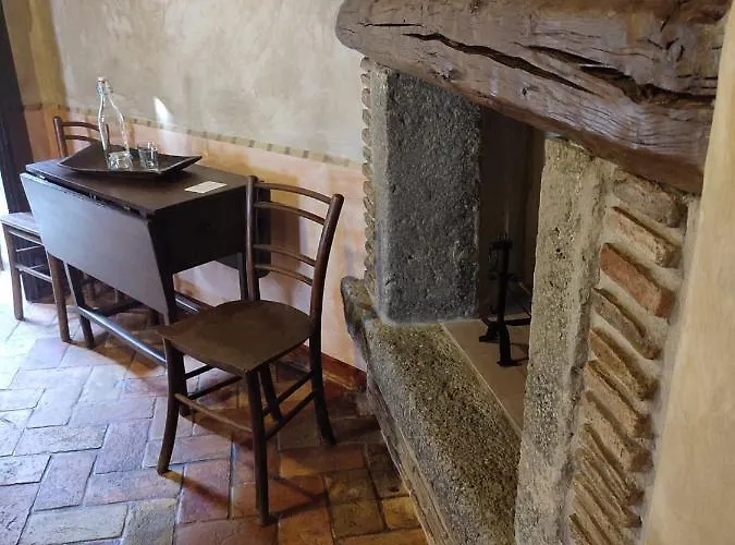 Dimore Santa Maria Pensión Carbognano